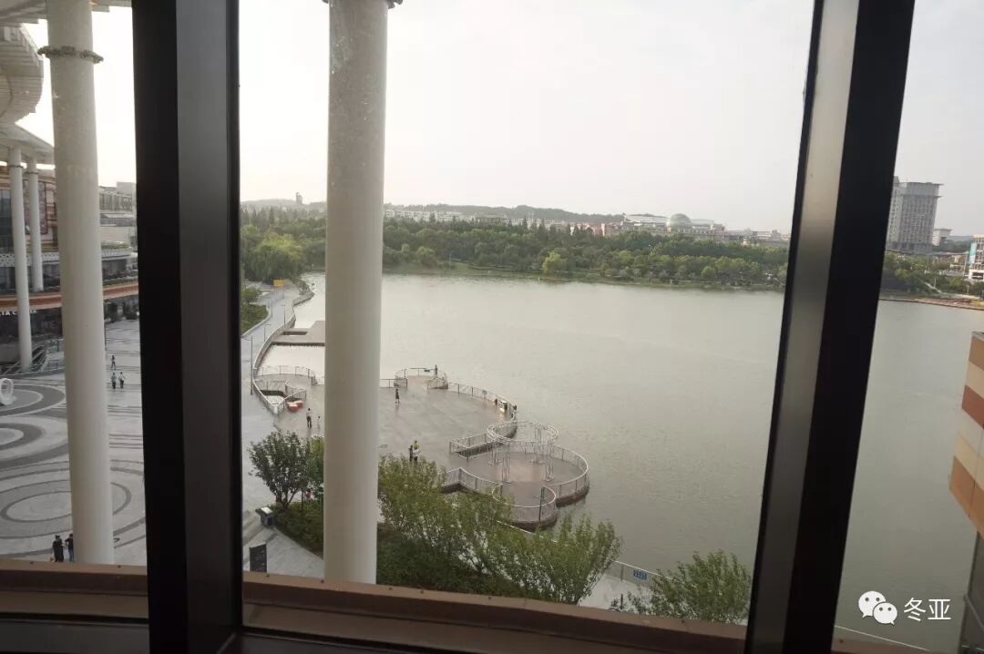 



上海开到南京的新旺茶餐厅
