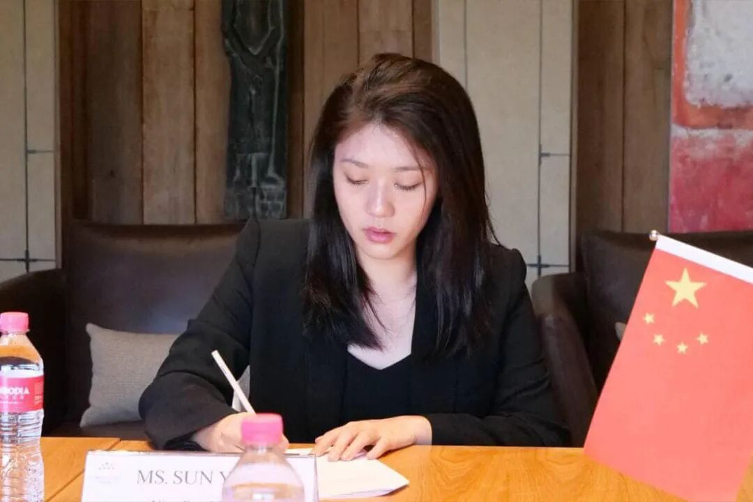 让世界看见璀璨的明珠——柬埔寨国家新闻与广播电视总局考察团莅临七星海城市发展集团交流研讨