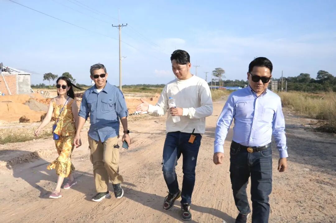 让世界看见璀璨的明珠——柬埔寨国家新闻与广播电视总局考察团莅临七星海城市发展集团交流研讨