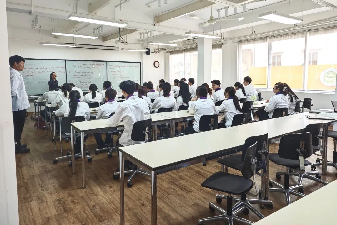 中柬双向奔赴 多领域共兴——滨海城市发展集团联动中柬院校共育旅游英才