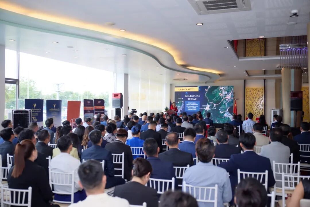 滨海城市发展集团与VET合作签约，100公顷和VET AIRWAYS双项目启航