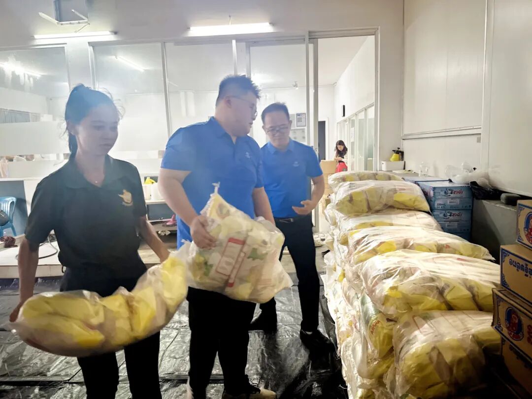 情系柬埔寨人民，大爱无疆 | 滨海城市发展集团人道主义捐款捐物