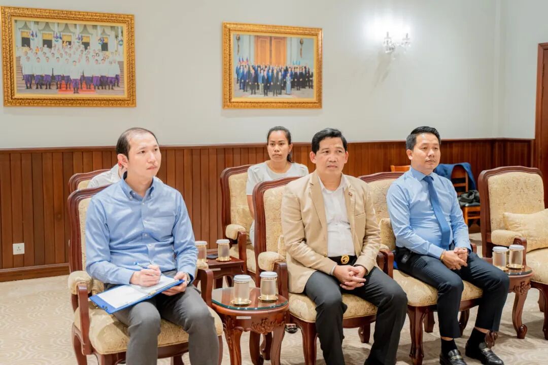 柬埔寨新闻部部长宁帕达阁下会见七星海城市发展集团高层，双方达成合作共识