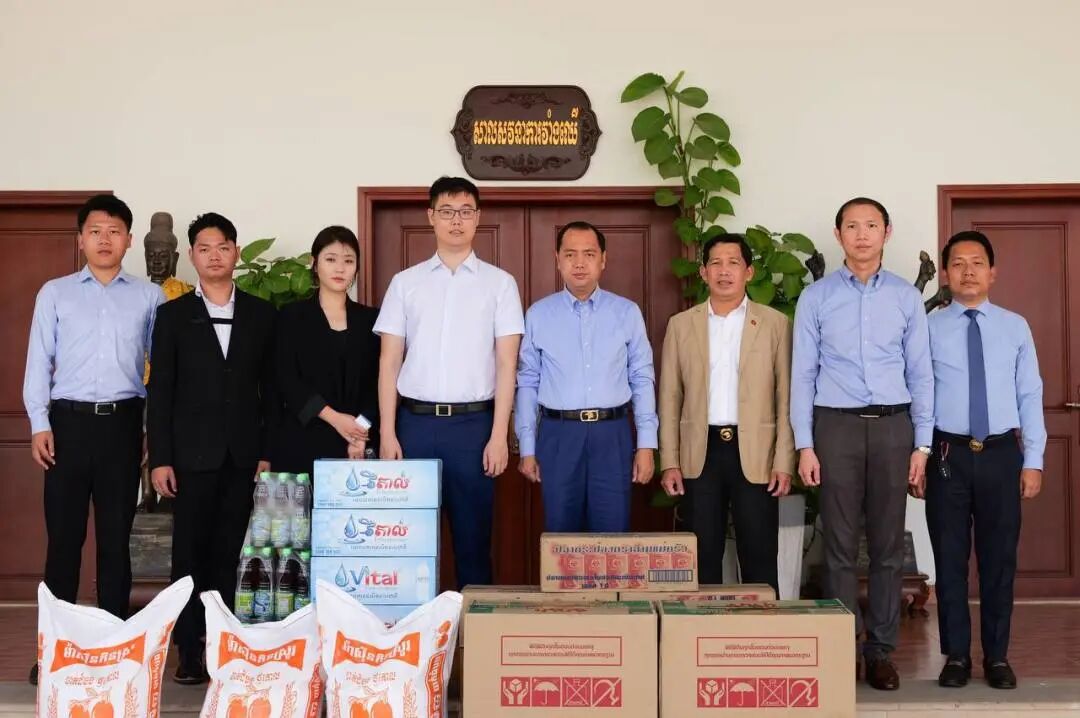 柬埔寨新闻部部长宁帕达阁下会见七星海城市发展集团高层，双方达成合作共识