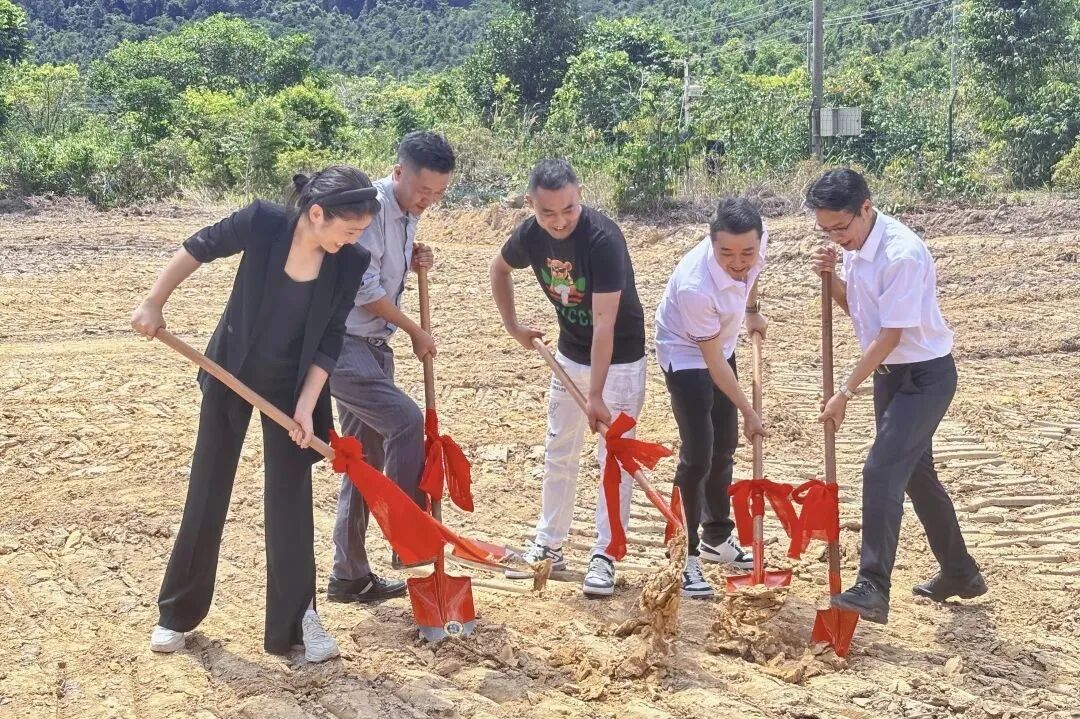 七星海瓶装水厂动工仪式圆满落幕