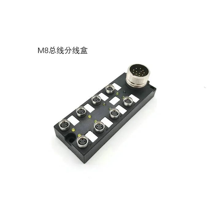 多接口分線盒產(chǎn)品內(nèi)部線路結(jié)構(gòu)分NPN、PNP兩種Common類型，LED指示燈方便確認(rèn)IO狀態(tài)。配線作業(yè)簡單，配線工程時間縮短，有效避免配錯線，維護時間短，降低配線成本，節(jié)省空間，簡化設(shè)計。M8多接口分線盒采用M8三孔式插座，PUR電纜引出，外皮黑色、黃色、灰色等可選，環(huán)保材料預(yù)制方式，防護性能IP67，插座可選配 金屬防塵帽。