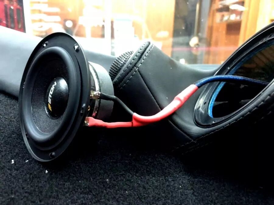 改裝一定要選專業店嗎？看看這輛本田CRV升級現場