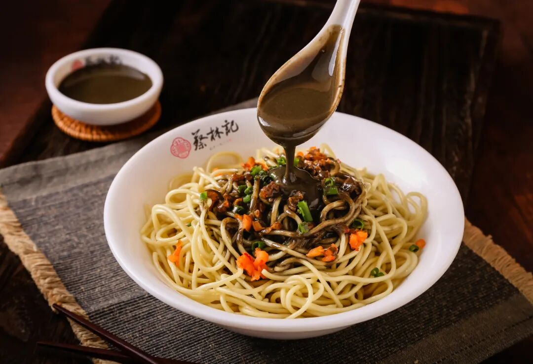 蔡林记热干面制作技艺1冯爱华.jpg