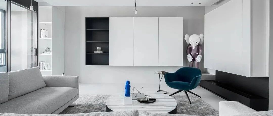 以舒适自然为核心的纯色公寓，细微之处折射空间灵魂