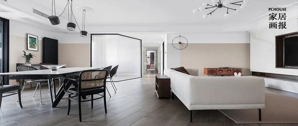 190㎡混搭现代风，提升居住体验只靠整理异型空间？