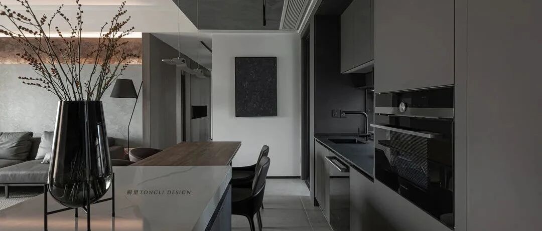 简约黑白灰，LDK一体化设计，拥有MINI花园的轻工业之家
