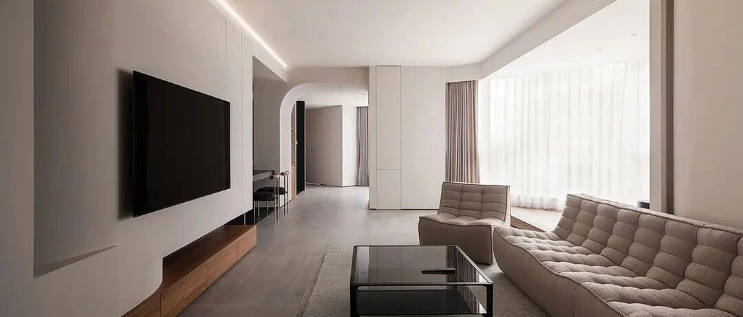 180㎡慵懒家，大面积留白与灵动变化的弧度，情绪张力满分