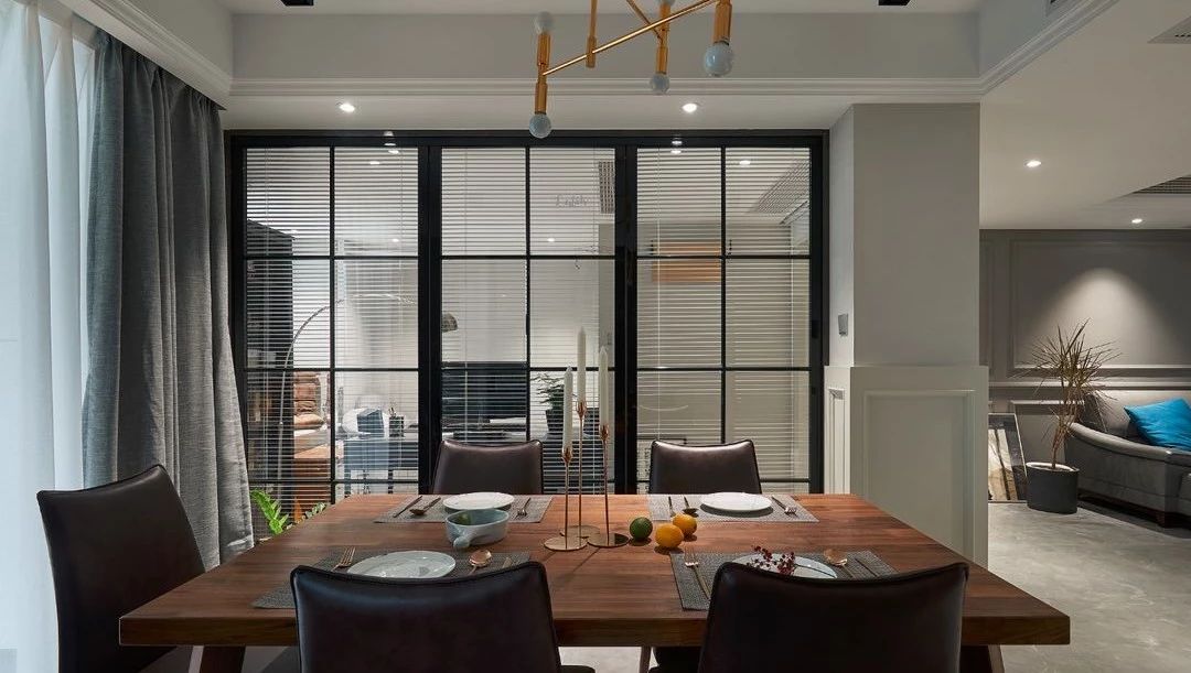玻璃隔断 有效增加客餐厅与书房互动的新方式