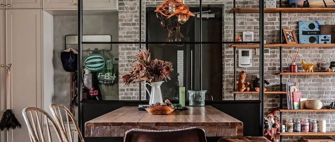 100㎡工业风大胆裸装，冷暖碰撞演绎粗犷文艺之家