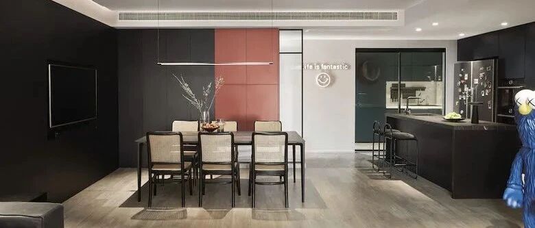 「Life is fantastic」年轻夫妻的175㎡独特气质家