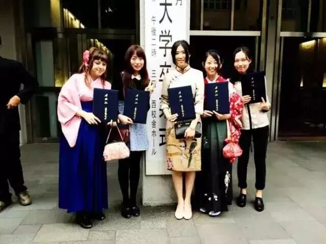 总理8年首访日本，最重大启示曝光：沉默的日本，被我们低估了20年！