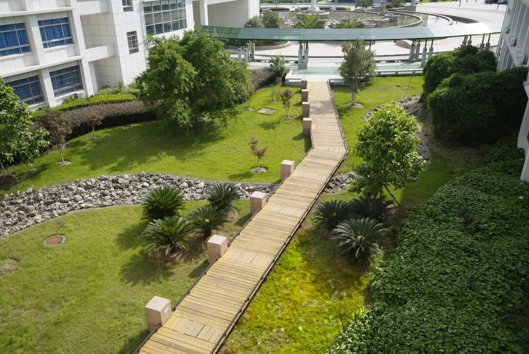 校园生态景观立体绿化 - 华禹环境官网