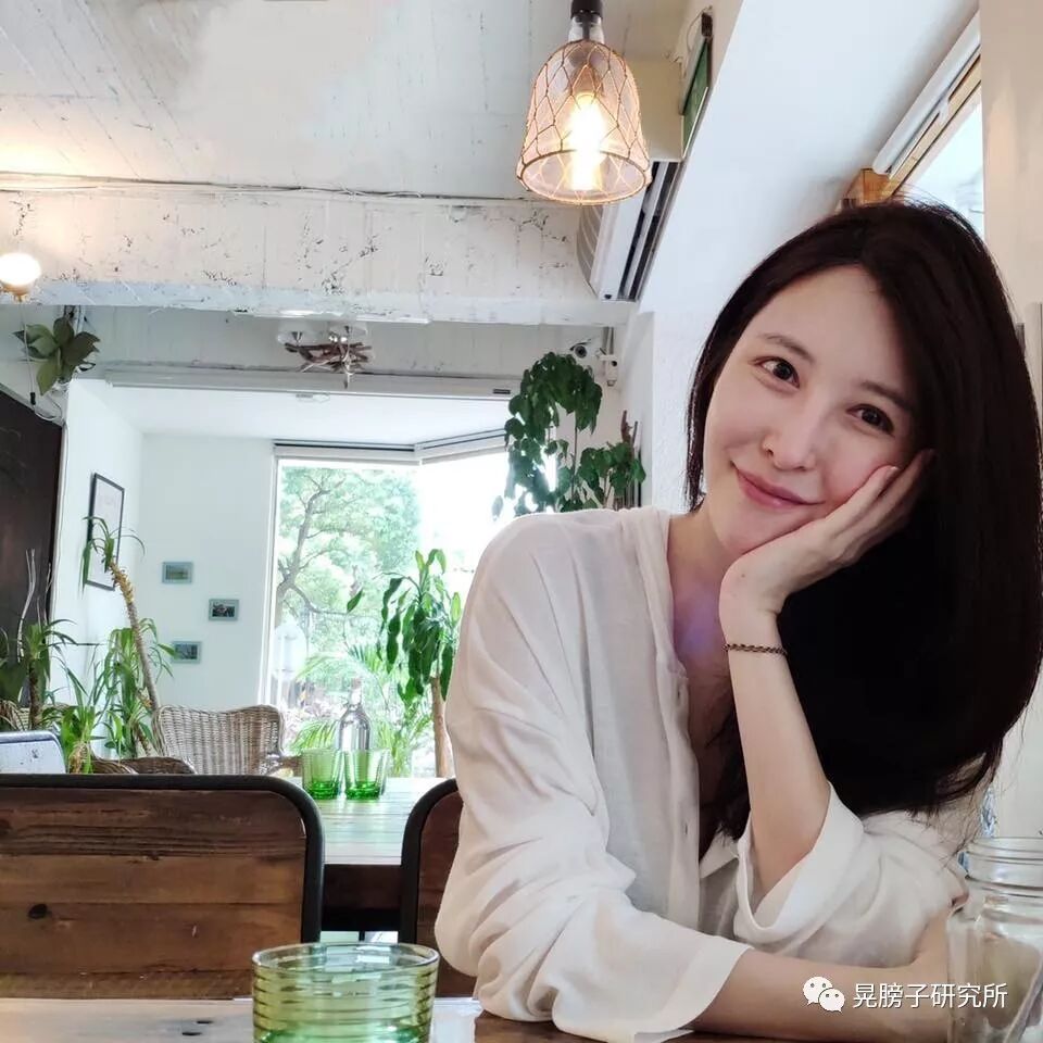 晃周报 转身之后的故事 晃膀子研究所 微信公众号文章阅读 Wemp