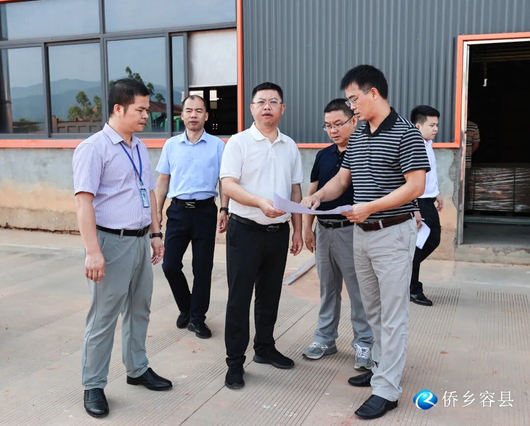 吴厚强:持续优化营商环境 全力稳增长促发展 - 政务要闻 - 广西玉林