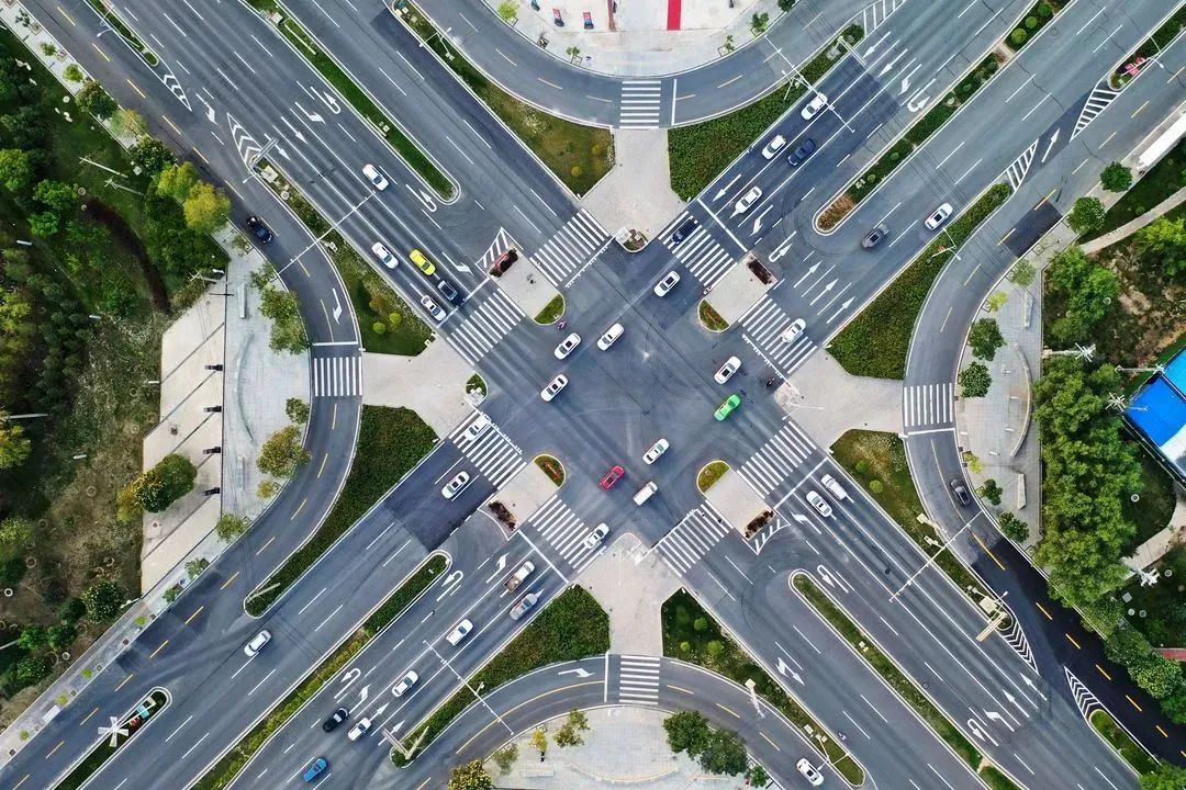 十字分离式道路实图图片