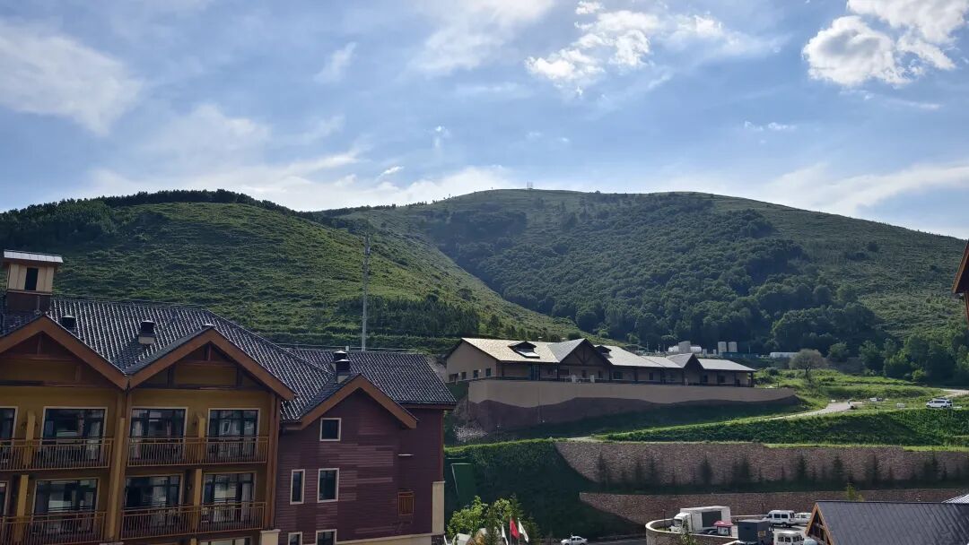 暑期多地酒店大促两三百起 周末不加价有效期至年底