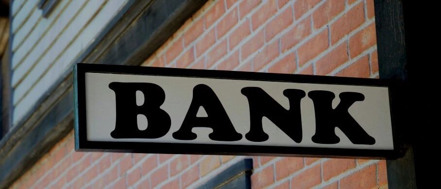 给200多家中小银行打分