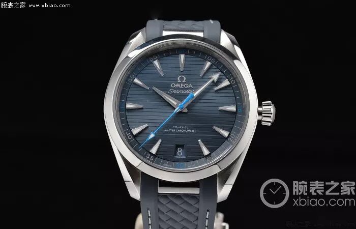 兄弟表业丨VS自产机芯全新欧米家AT8900海马150M腕表对比复刻评测