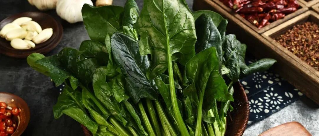 元旦期间，把这个菜端上桌，补血护心脏！人人都需要。。。