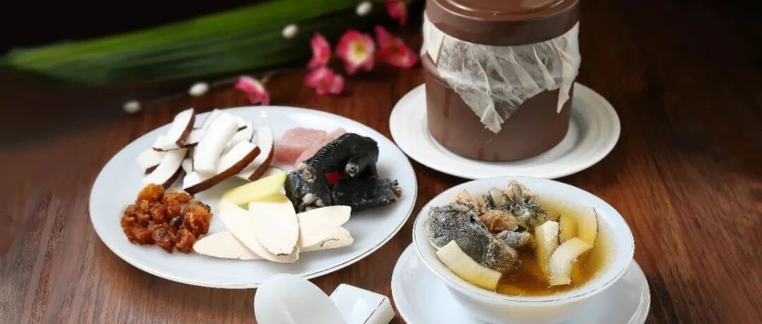 广东人出名的爱喝汤，但你知道汤要怎么喝吗？喝错了太伤人。。。