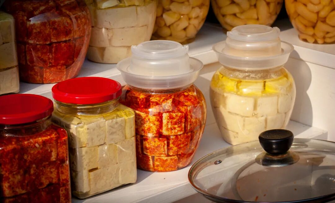 豆豉是我国传统的大豆发酵制品,与豆酱,酱油和腐乳并列为我国四大传统