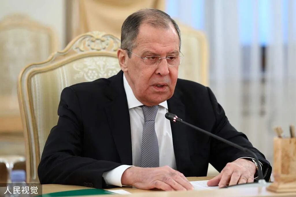 俄罗斯外长谢尔盖拉夫罗夫接受新华社专访