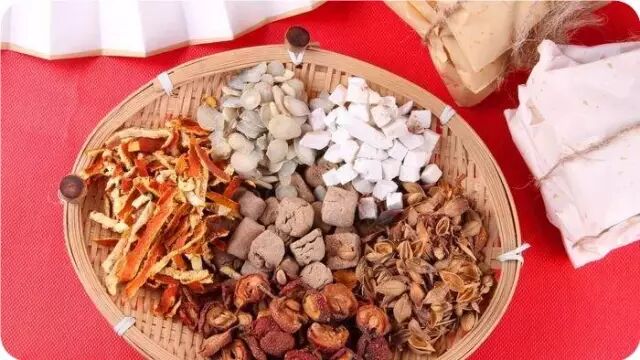 中药材，中药饮片，中成药有什么区别？