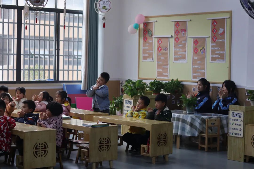 幼儿园小班实践活动教案_幼儿园小班实践课教案_幼儿园小班实习教案范文