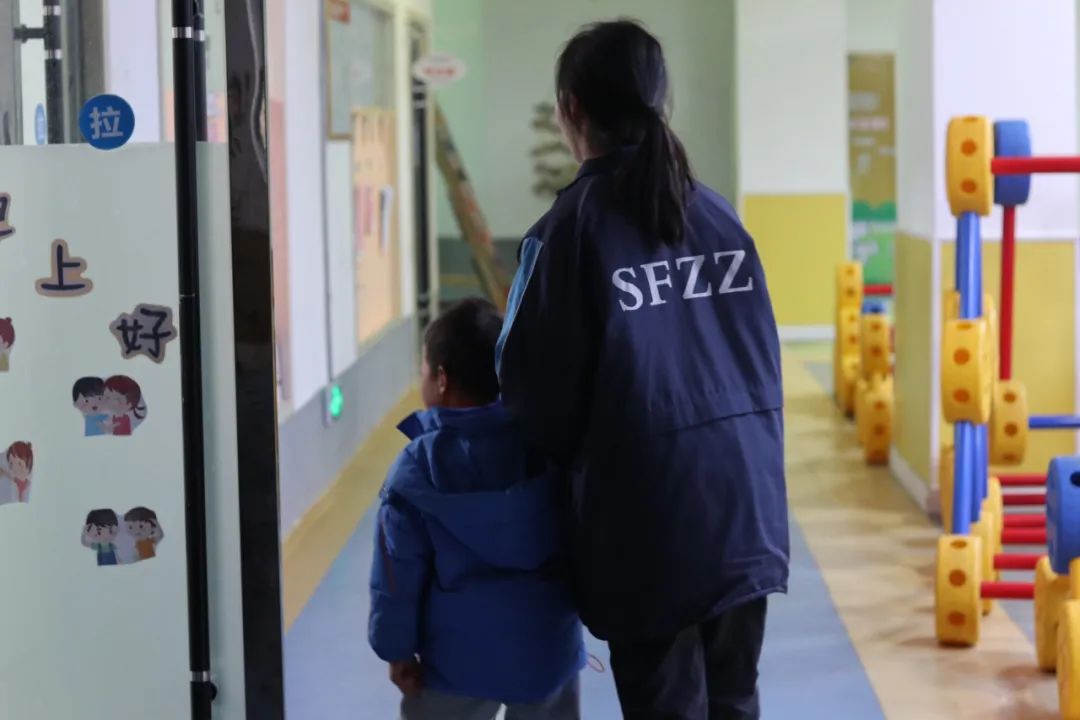 幼儿园小班实践活动教案_幼儿园小班实习教案范文_幼儿园小班实践课教案