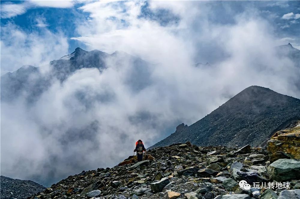 重裝徒步 | 駐足天上之山，尋找聖山之魂-博格達大環線徒步穿越 旅遊 第12張