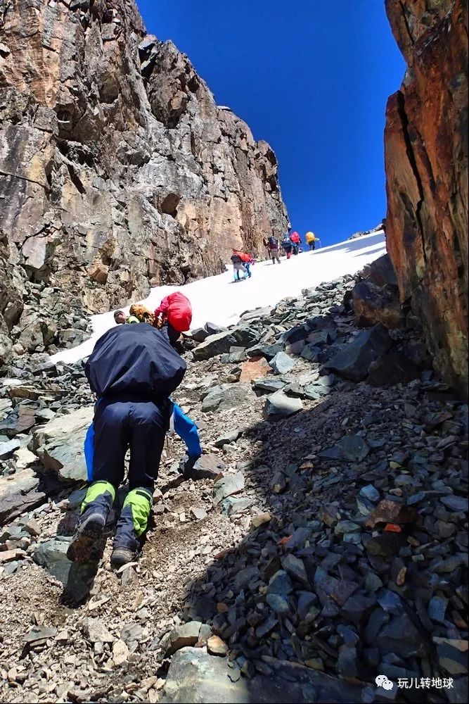 重裝徒步 | 駐足天上之山，尋找聖山之魂-博格達大環線徒步穿越 旅遊 第17張