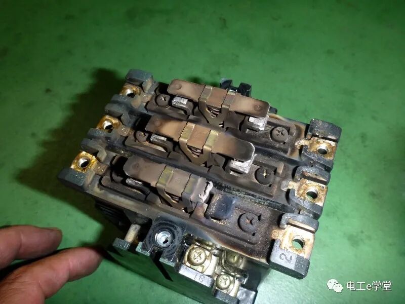 交流接触器常见故障处理方法及使用维护的图5