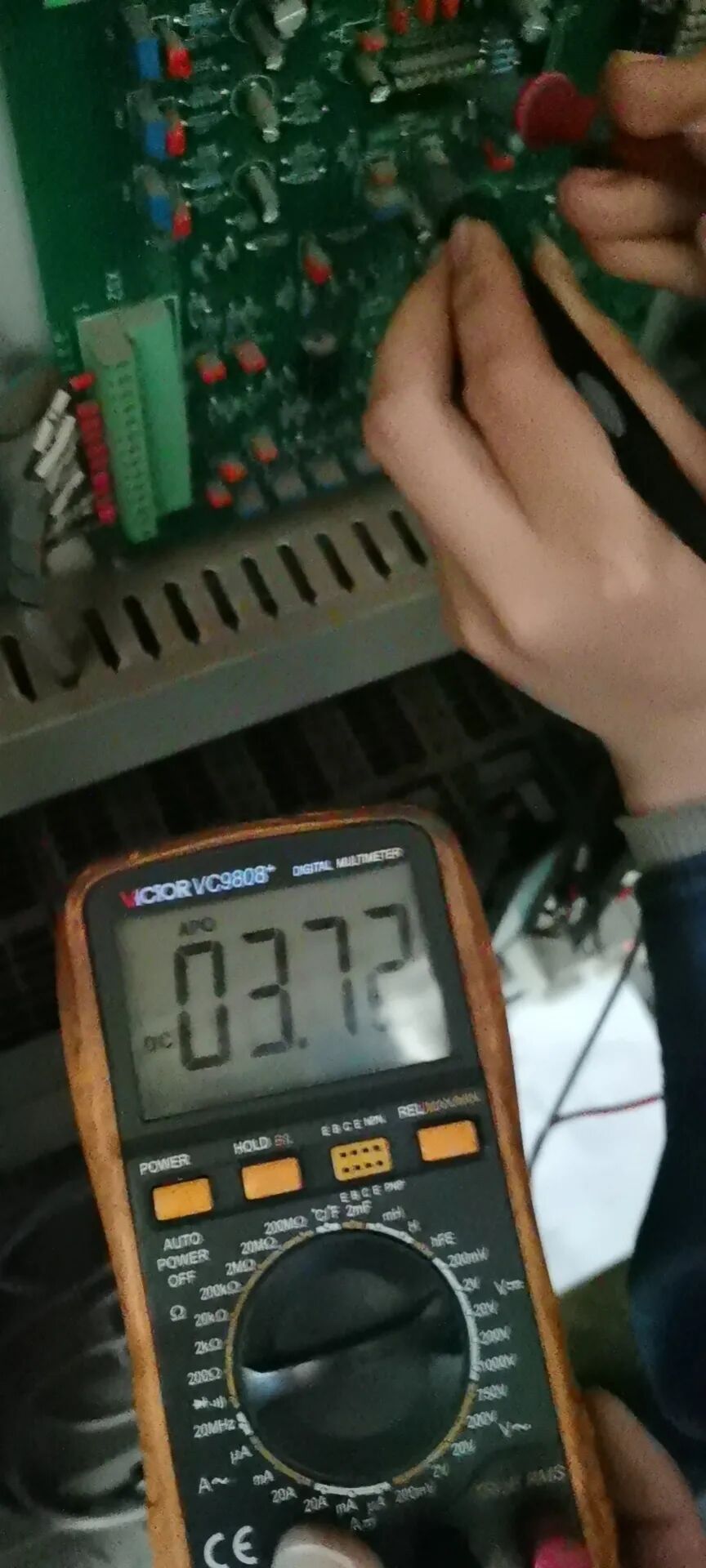 老電工實戰總結：常見的電氣故障以及檢修電氣設備故障的方法的圖5
