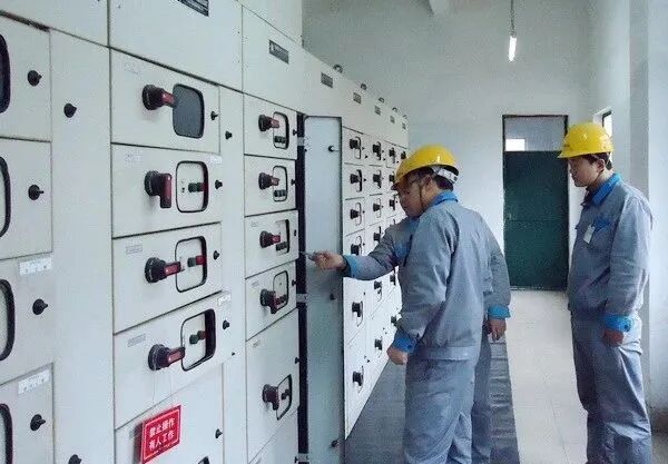 老電工實戰總結：常見的電氣故障以及檢修電氣設備故障的方法的圖4