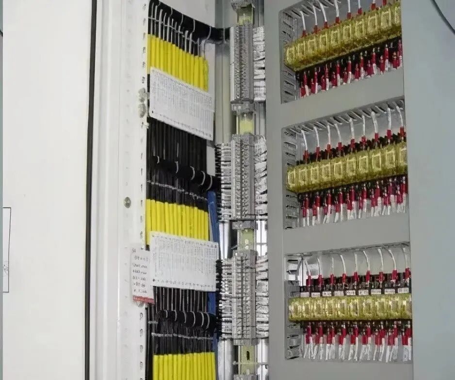 图文详细解读：电缆桥架施工工艺控制标准、电缆的敷设及电缆接线的图3