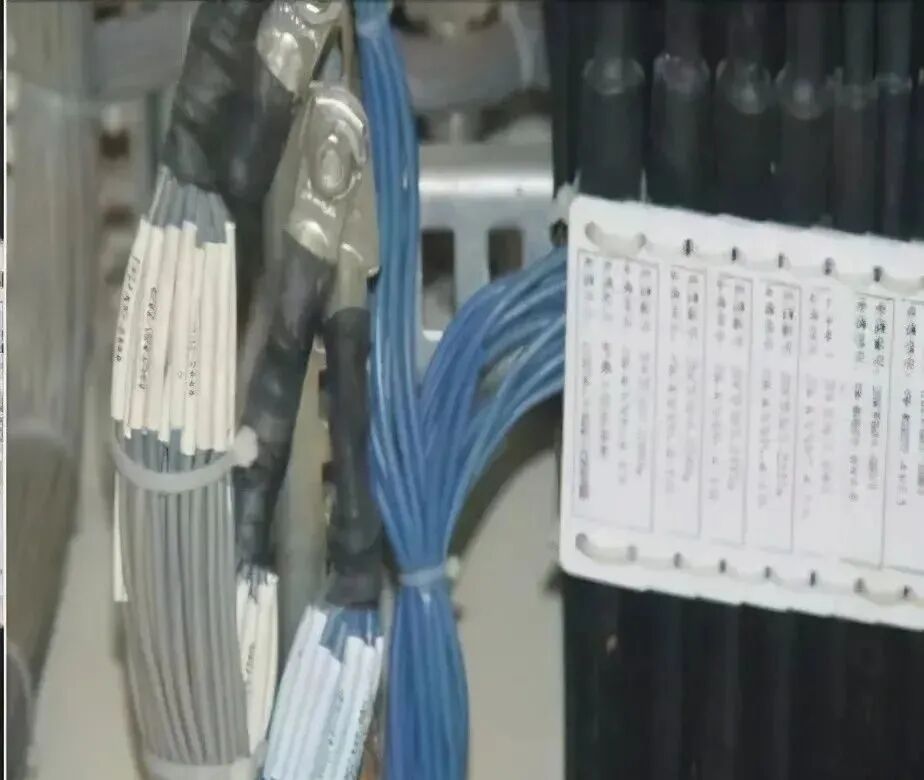 图文详细解读：电缆桥架施工工艺控制标准、电缆的敷设及电缆接线的图2