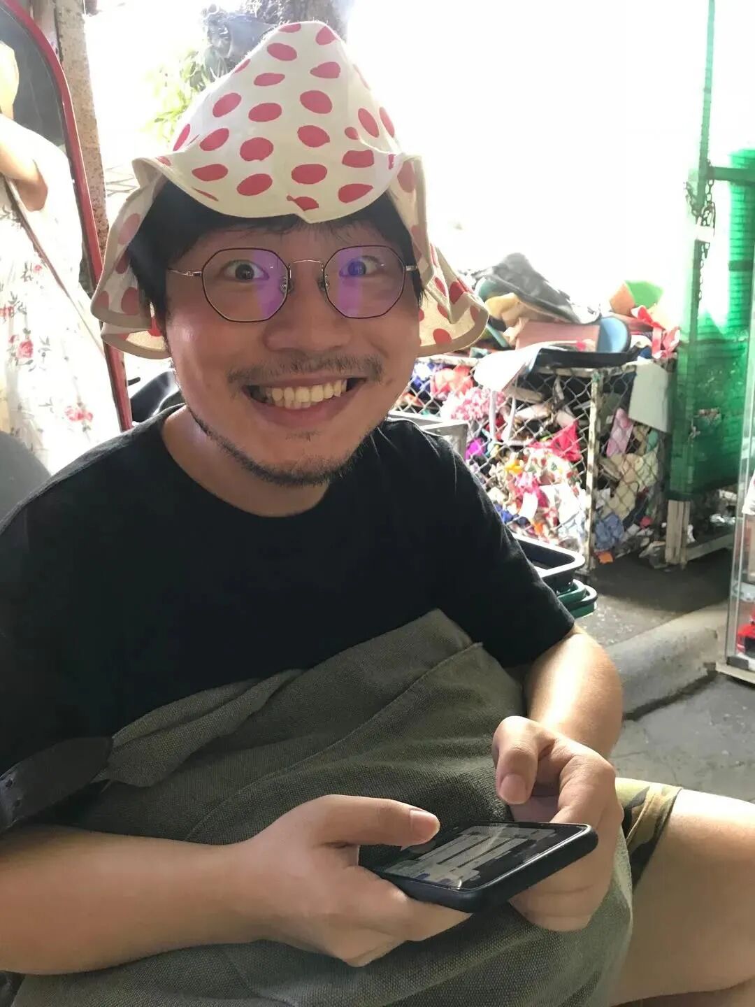 ���ɡ�����·��СְԱ���ҵ���������