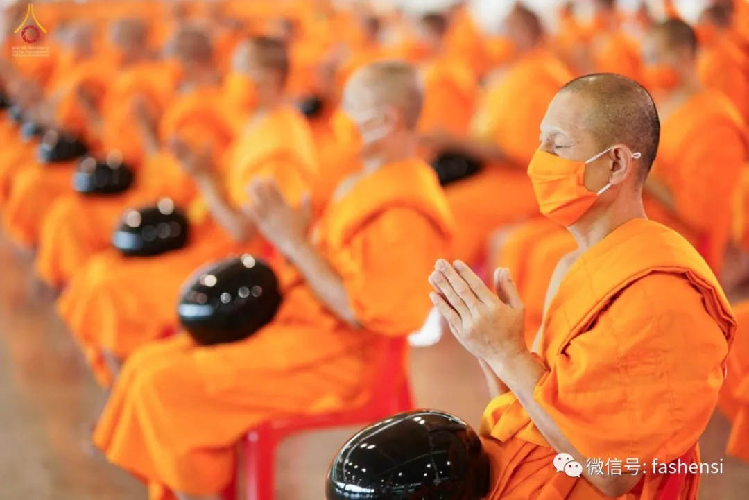 圆满供养1000位比丘僧团托钵活动分享 泰国法身寺 法身基金会