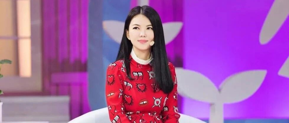 小酷日报 | 李湘与神秘男子酒店约会 疑似恋情曝光