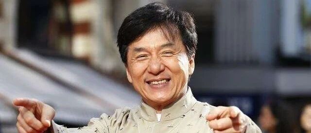 小酷日报 |因欠税无法过户？成龙豪宅遭拍卖公司回应称事件正在诉讼阶段