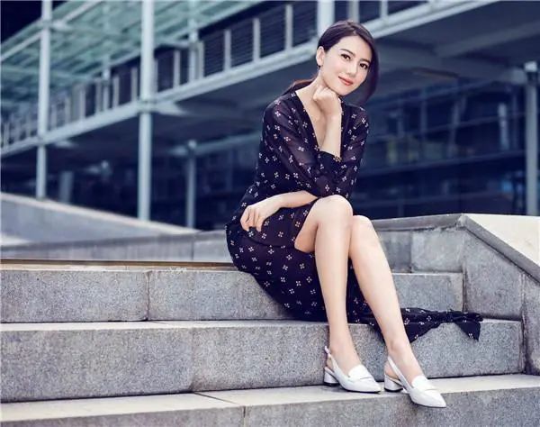 鹿晗与邓超篮球场合照曝光-微信头条网 鹿晗与邓超篮球场合照曝光