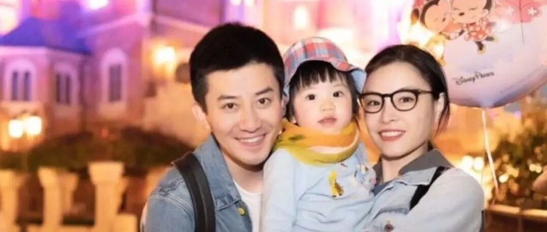 小酷日报 | 奥运冠军吴敏霞官宣生二胎 晒一家四口牵手照