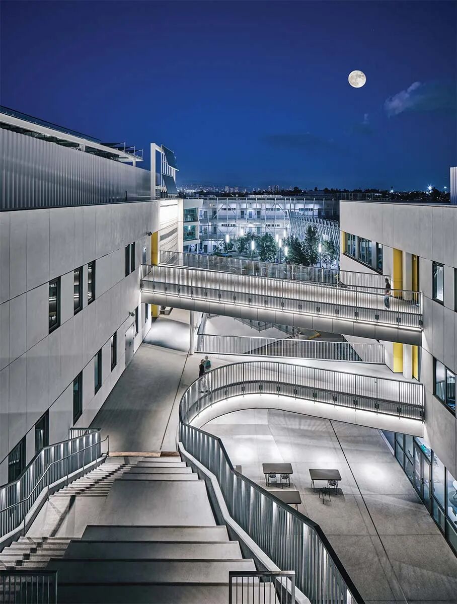 开放式教学楼圣莫尼卡中学