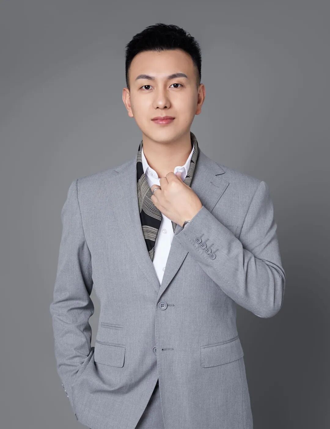 “礼敬二十大•感悟新思想”系列微课第4讲 | 陈晓伟