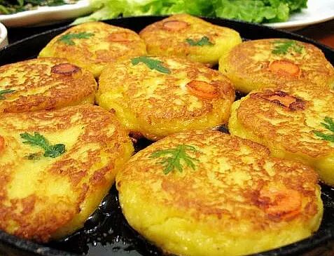 几分钟就能吃到美味的河南大饼,讲真!我一次能吃10个